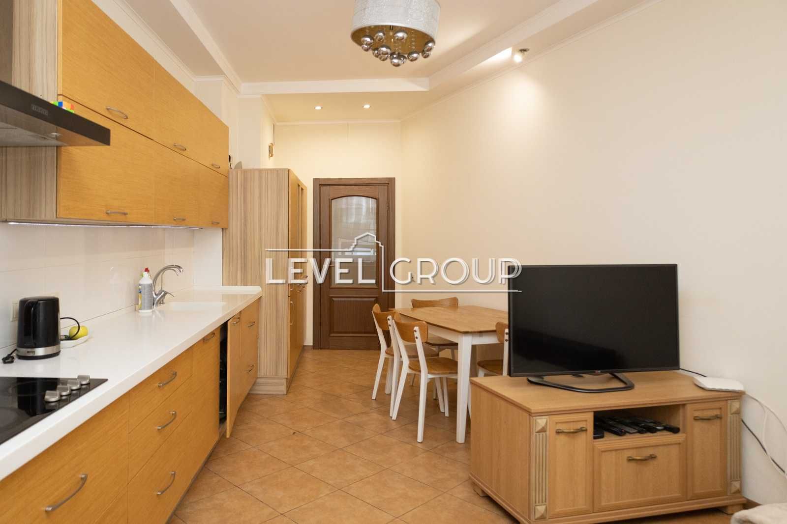 Продаж 3-кім. кв. на Печерську, вул Євгена Коновальця 36в, 125 м2