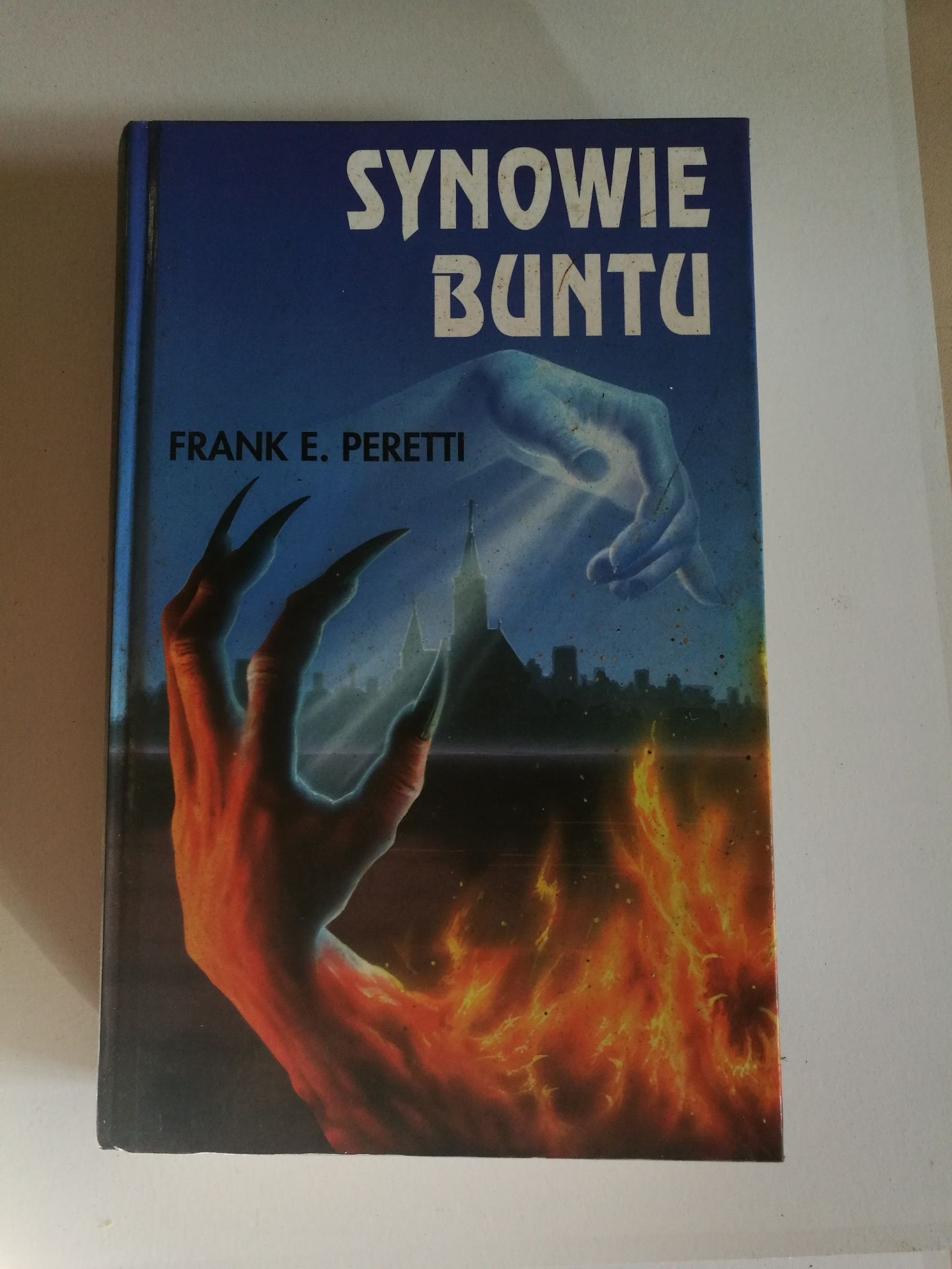 Książka "Synowie buntu"