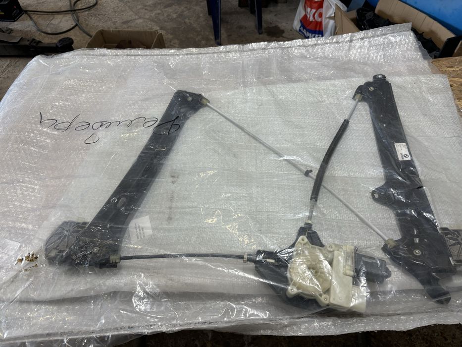 Залишки бмв i3 скло склопідйомник проводка