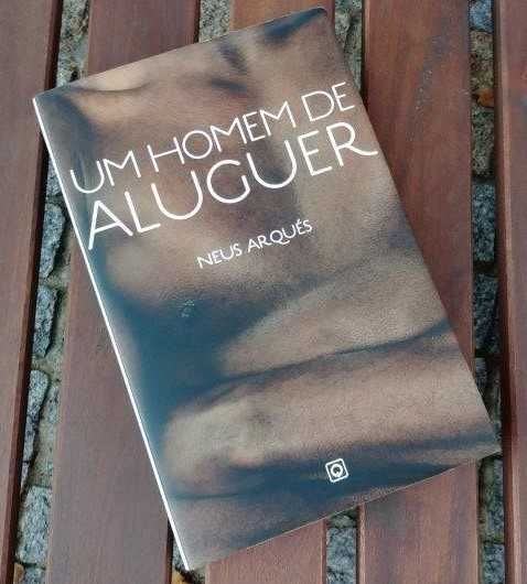 "Um Homem de Aluguer" de Neus Arqués