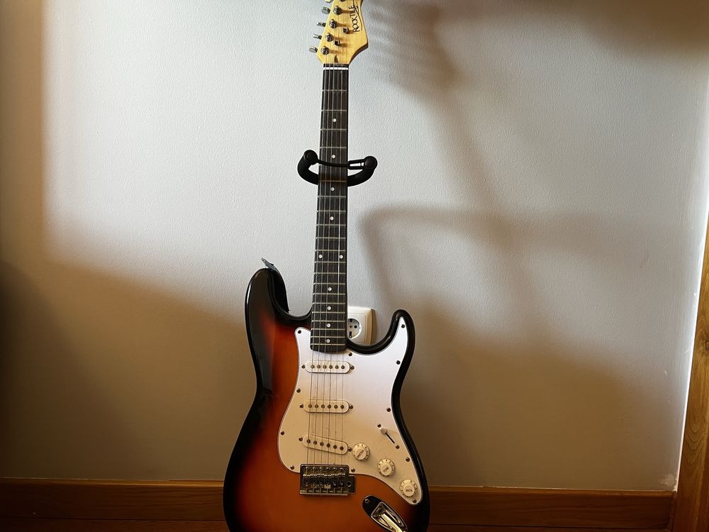 Guitarra Elétrica Rocktile