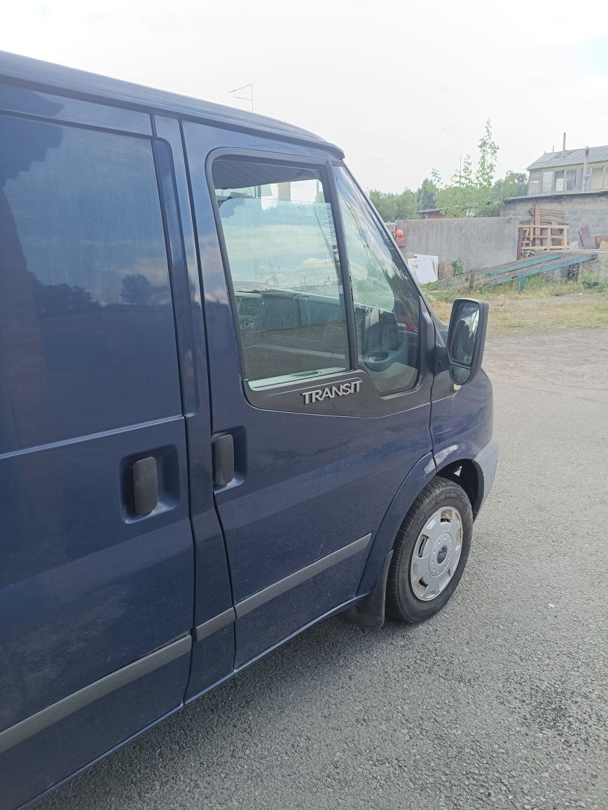 Авто Ford Transit