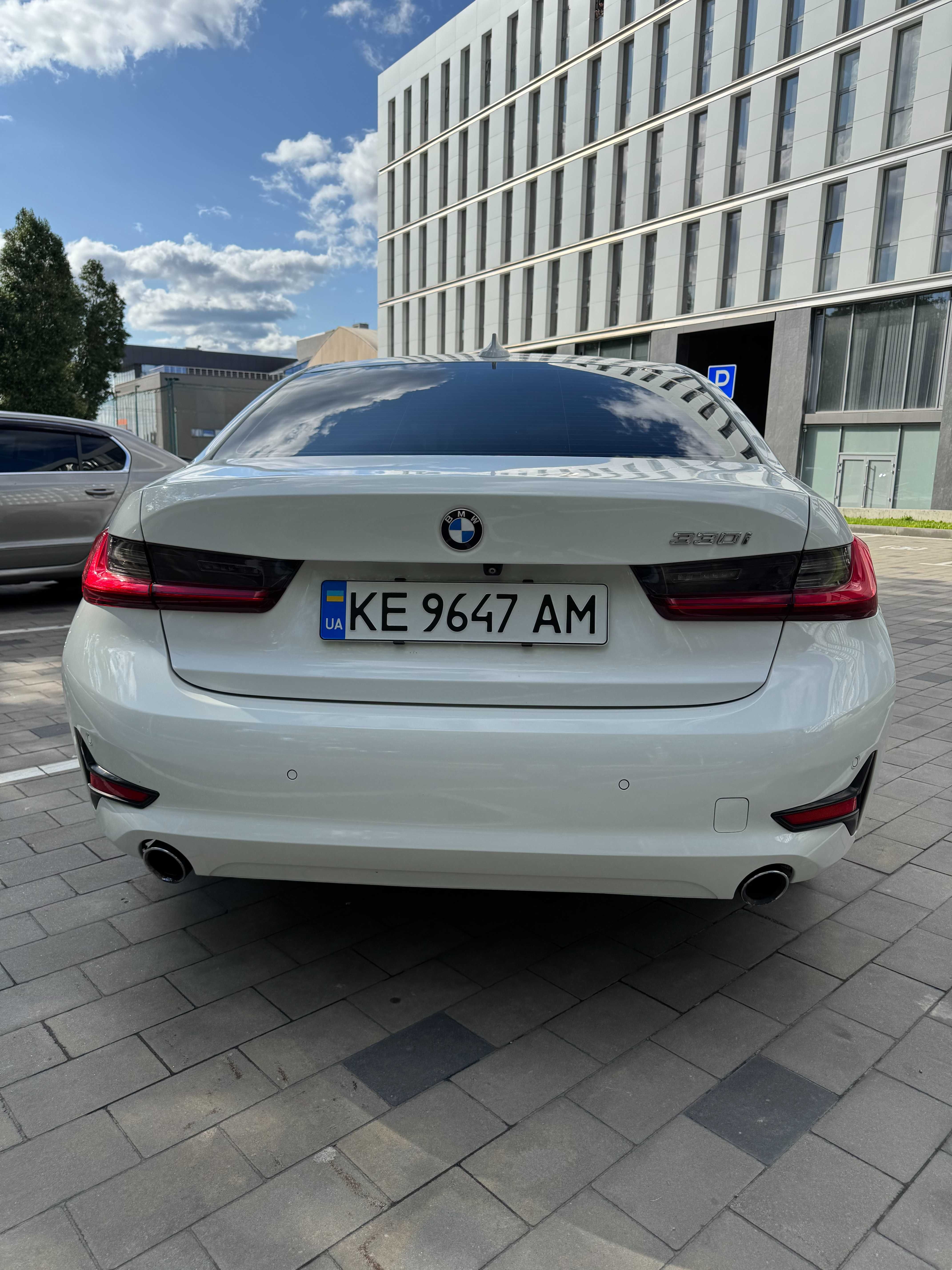 BMW 3 Series 2019 330i xDrive