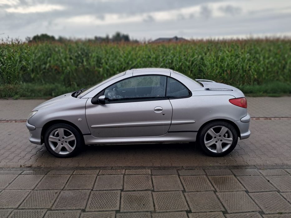 Sprzedam Peugoeta Cabrio 1.6 benzynka