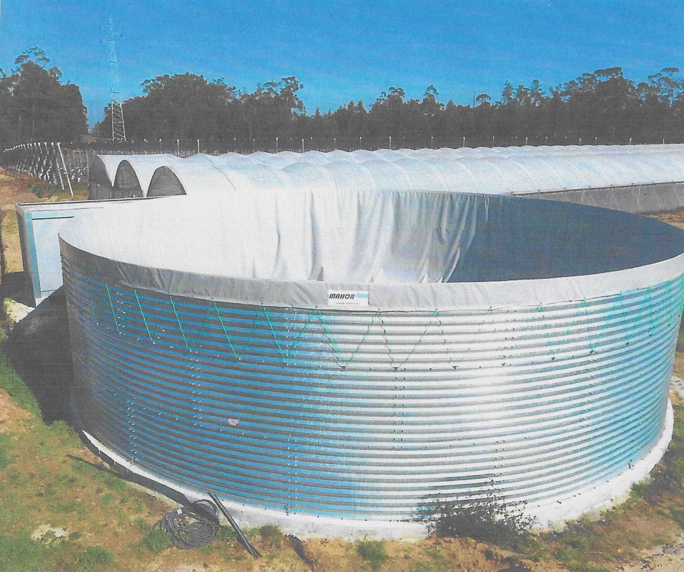 Reservatório de Água (104m3 / chapas de aço galvanizado)