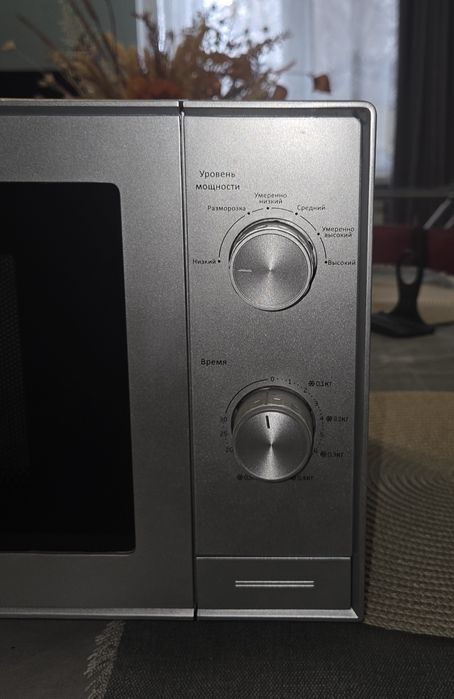 Мікрохвильова піч / Микроволновая печь Beko MOC20100S