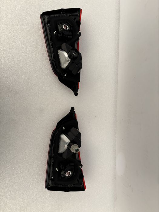 Nissan Qashqai II 2 J11 13-17 lampa prawy lewy tył tylna