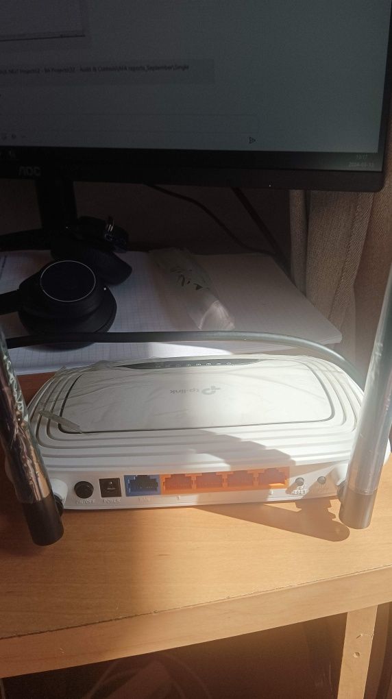 Vendo router tp-link 300