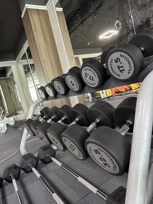 Гантели гексагональные , гантельная горка , гантельный ряд комплект