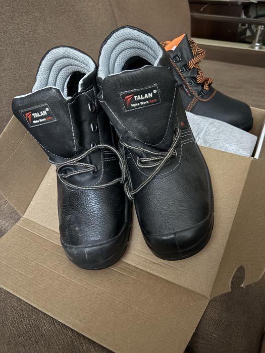 Ботінки робочі з пластиною