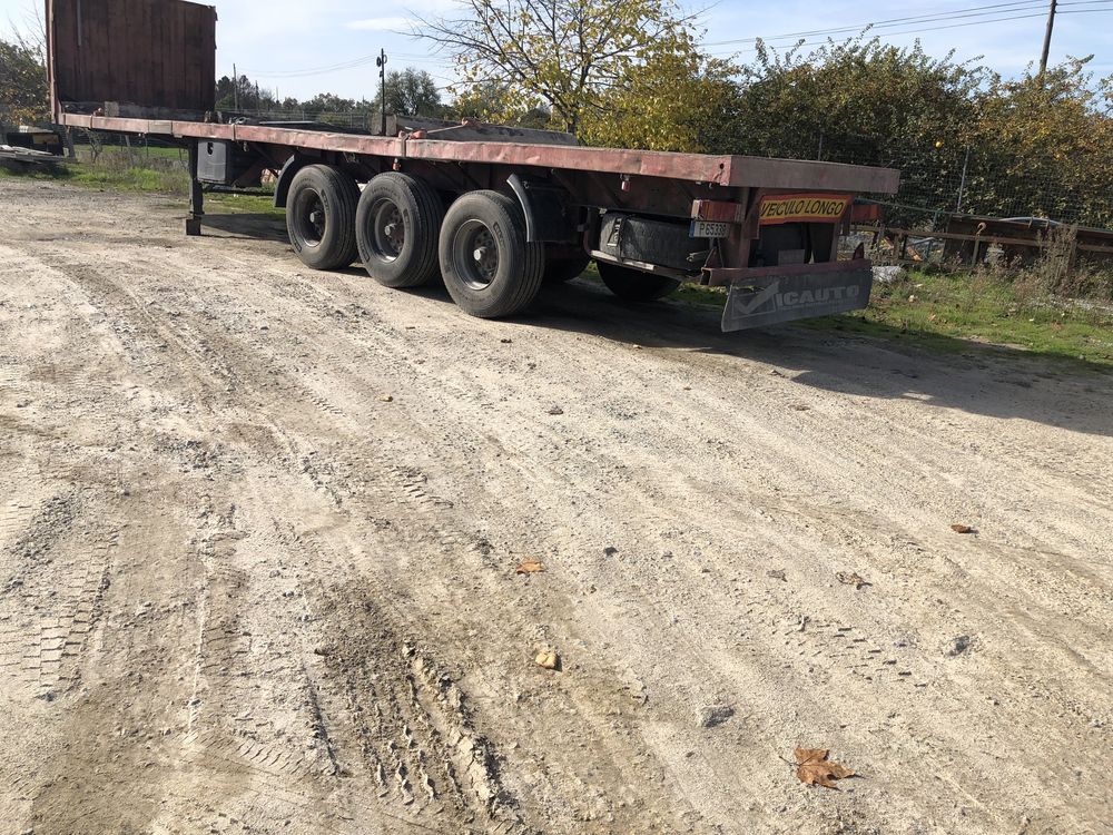 Semi reboque 12.60 metros comprimento reforcado e chapiado