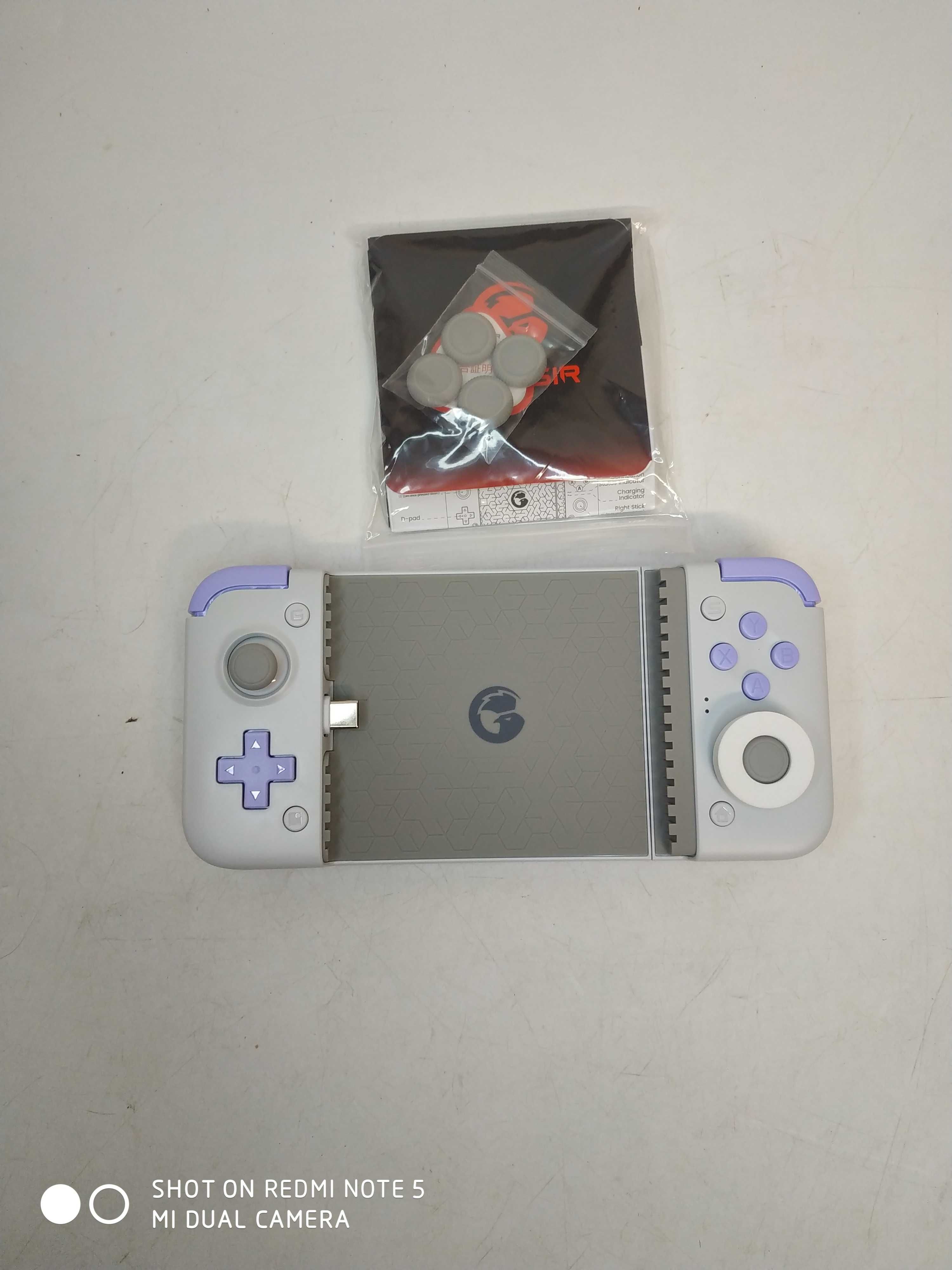 Pad kontroler przenośny  gamingowy, gen 2 GameSir X2s Type-C