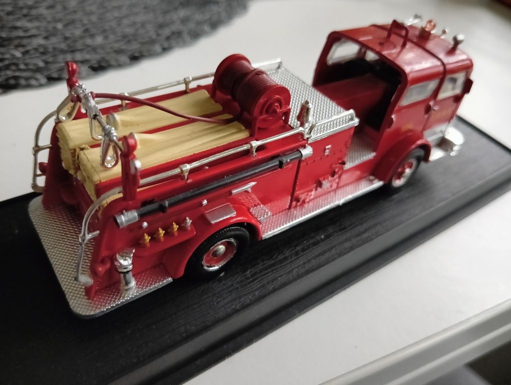 Wóz strażacki model 1958 Meck C Pumper USA