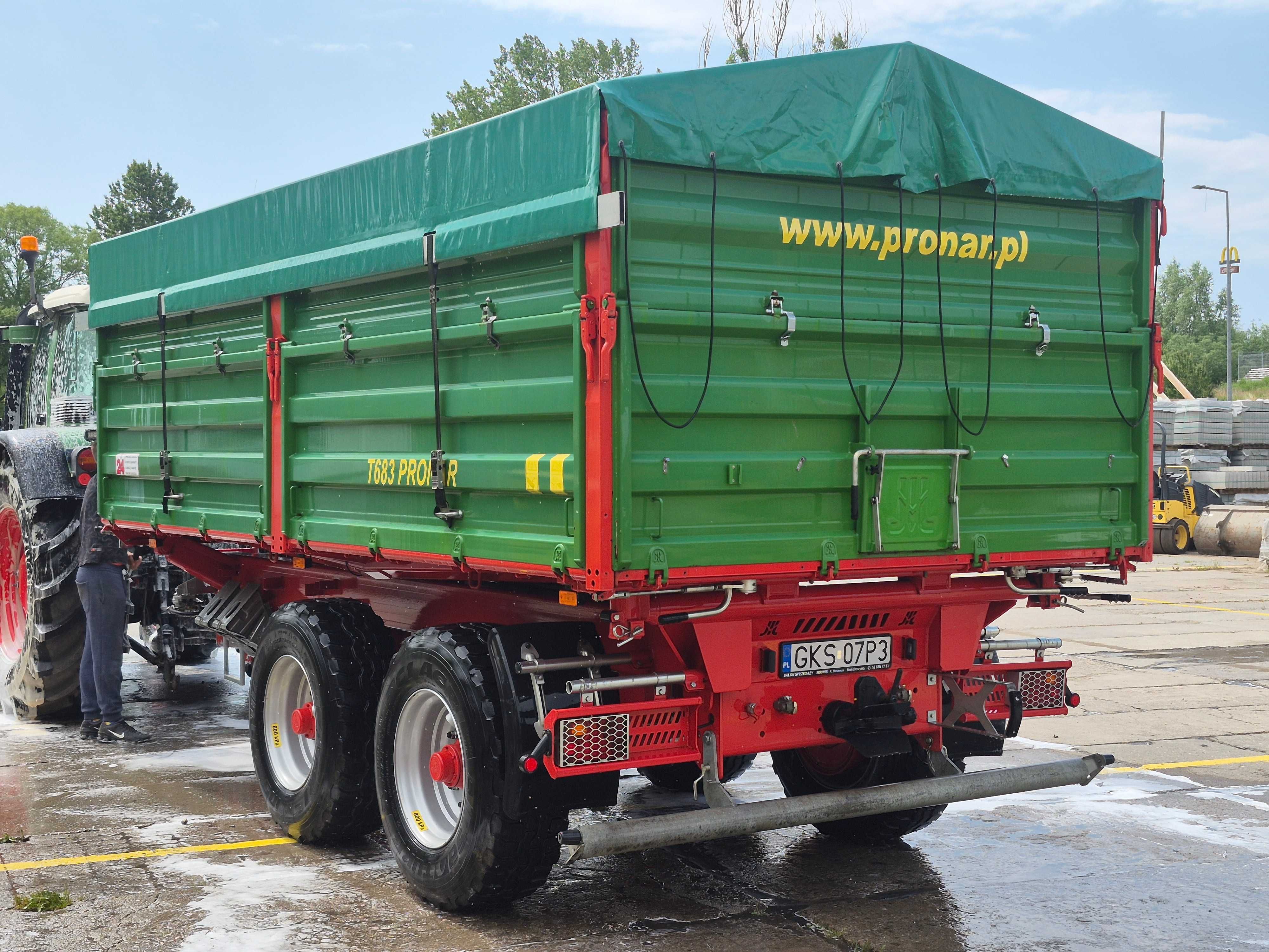 Przyczepa Pronar T 683