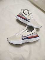 Кросівки Nike react infiniti 38р. 24 см відмінний стан нові