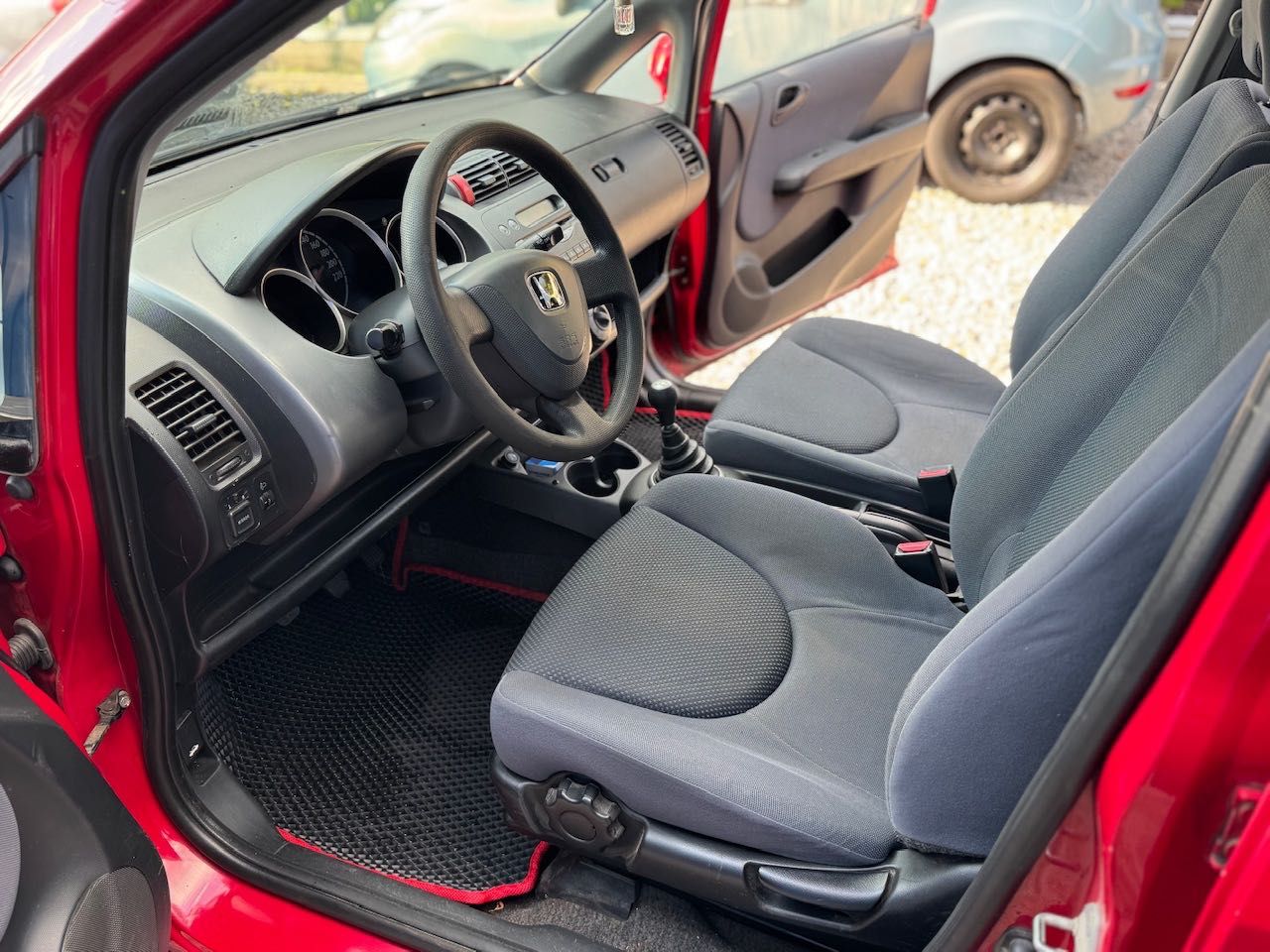 Honda Jazz 2005 1.4i механіка.