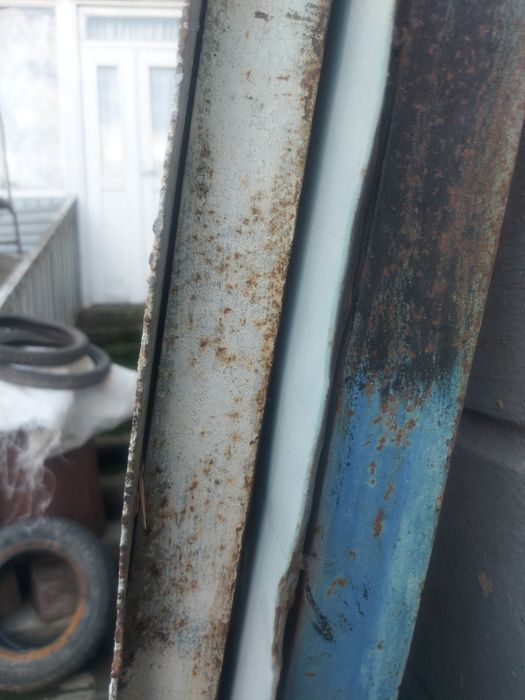 Ворота, двері в гараж