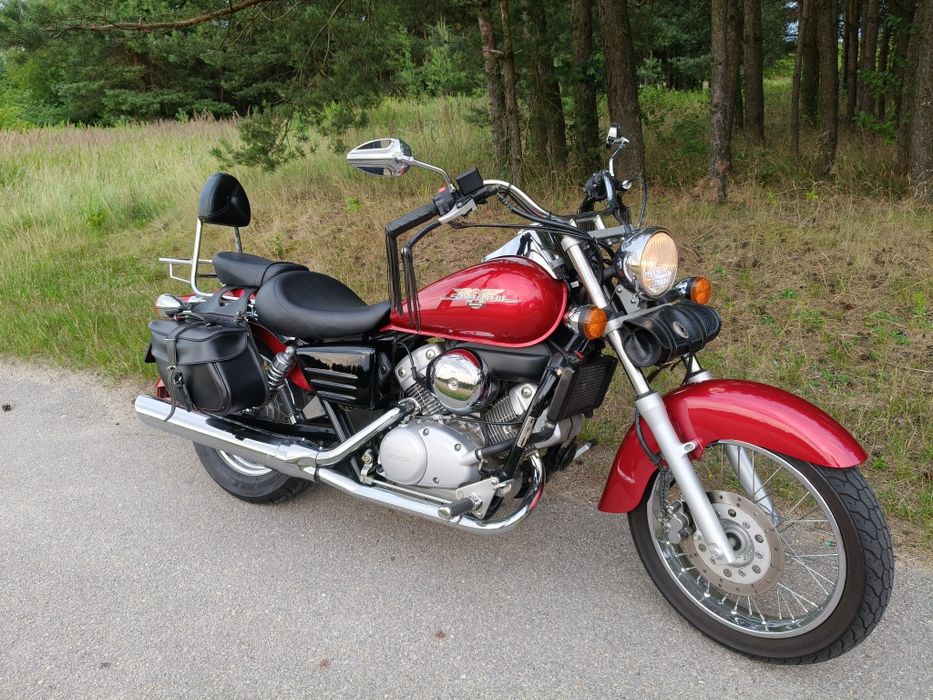 Honda Shadow 125 JC 29 , na kat .B . 1999 rok. Jak Yamaha drag Star.