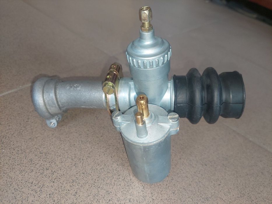 Sprzedam nowy kpl gaznik+kruciec+guma filtra wsk125 m06 b3