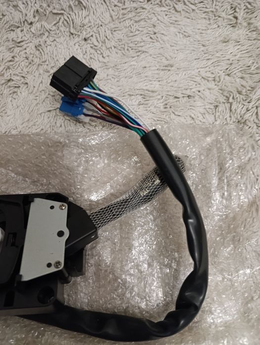 Підрульовий перемикач на автобус Богдан