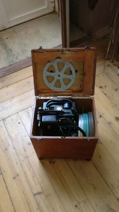 Projector de filmes Agfa Movector 16 all -1928