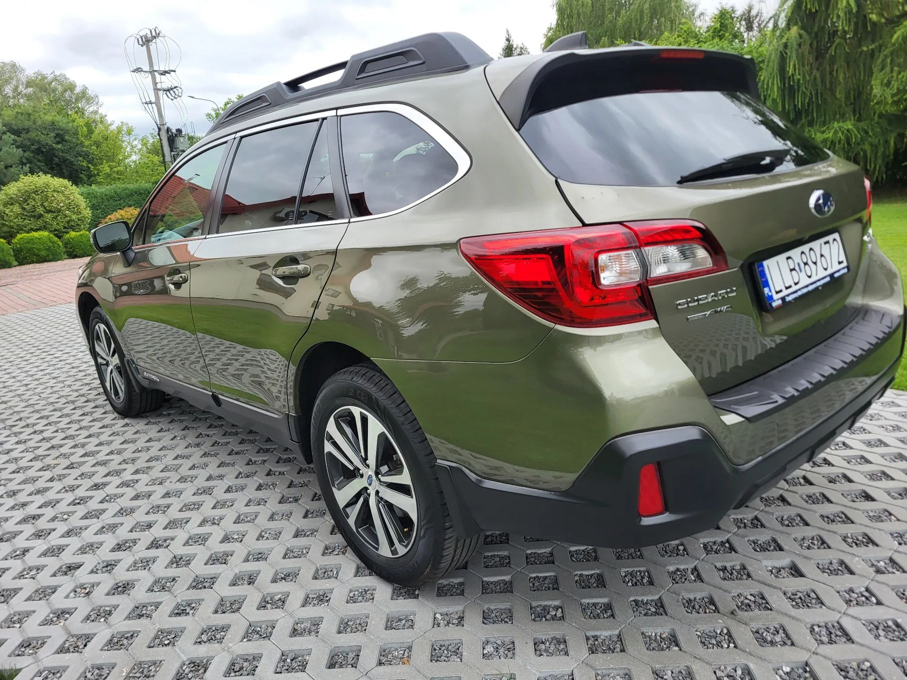 Subaru Outback 3.6 awd 260km niski przebieg