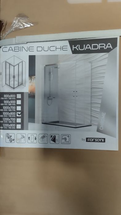 Cabine e base de chuveiro