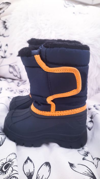 Sinsay 21 11cm śniegowce ocieplane kozaki granatowe