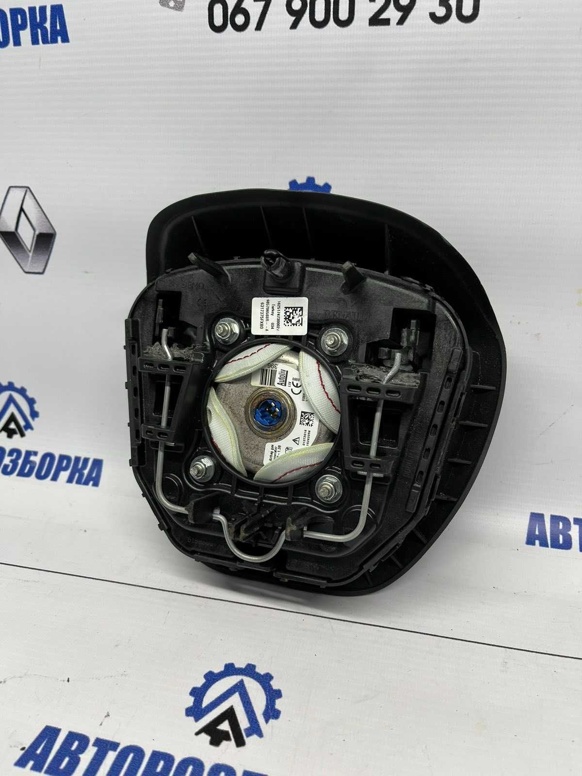 Подушка безпеки водія (airbag) Renault Clio 4 (2012-2019) 985706588R