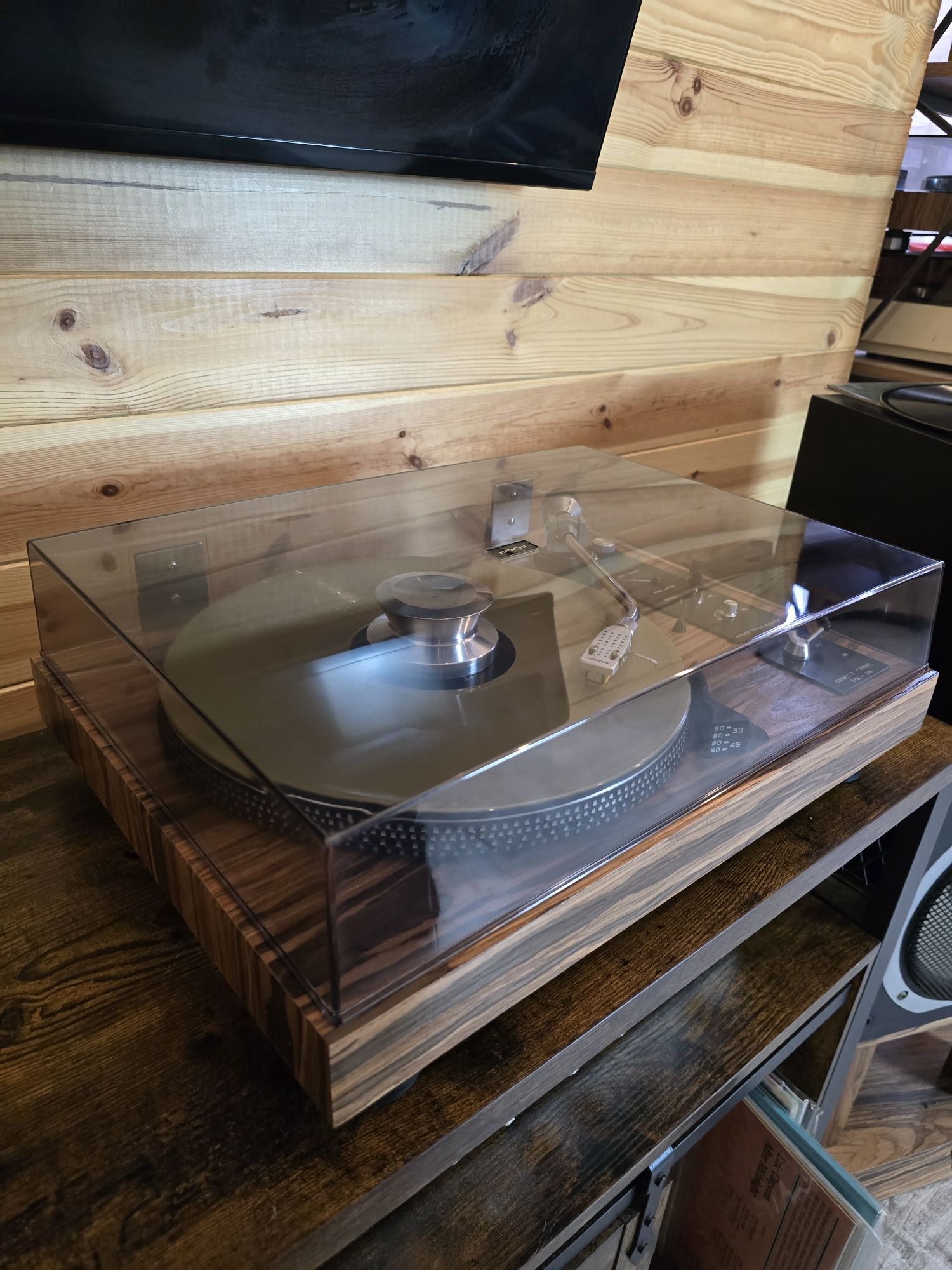 Gramofon Hitachi PS 38 Direct drive