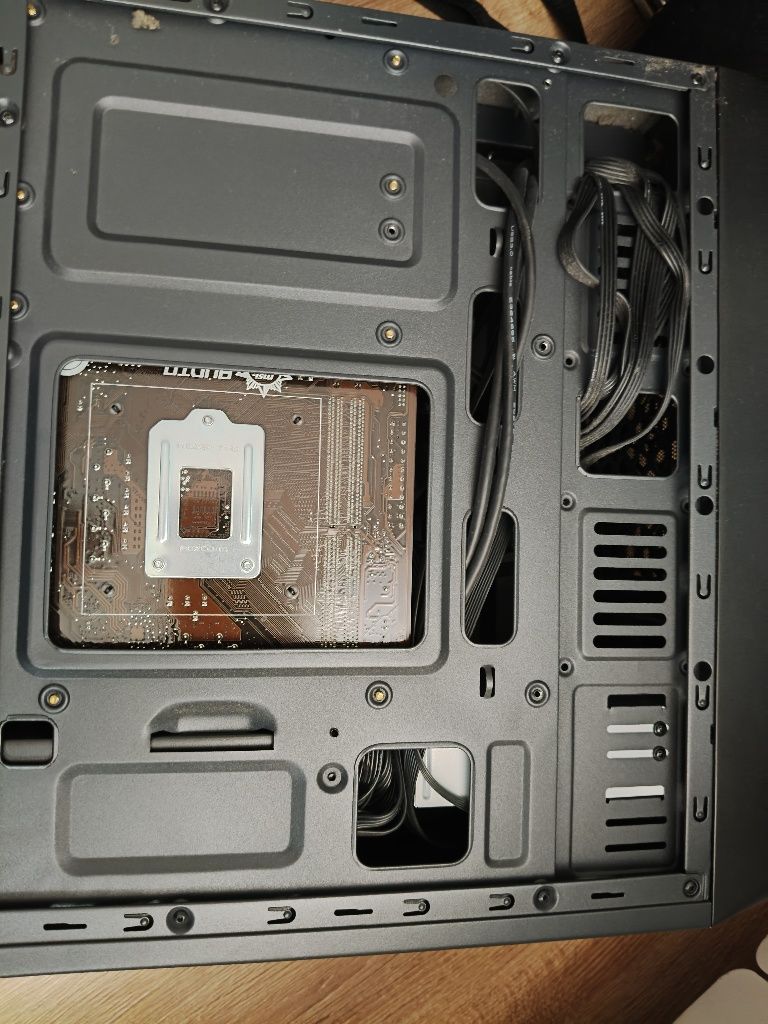 Komputer G4560 / GTX 1050 / 16GB RAM / 1TB HDD / SilentiumPC