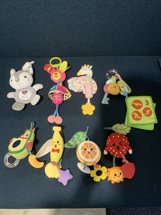 Гризунці прорізувачі брязкальця на візочок жираф Софі банан пульт
