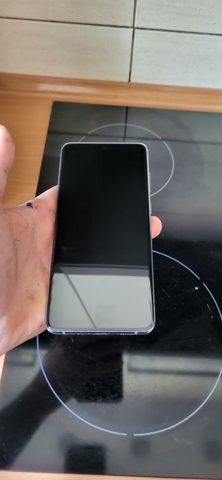 Samsung s20 plus jak nowy