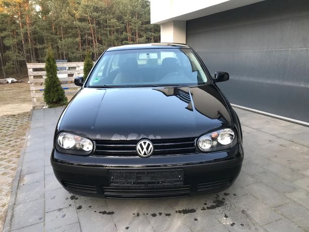 Volkswagen Golf Czarny 3 drzwi Klima czarne reflektory