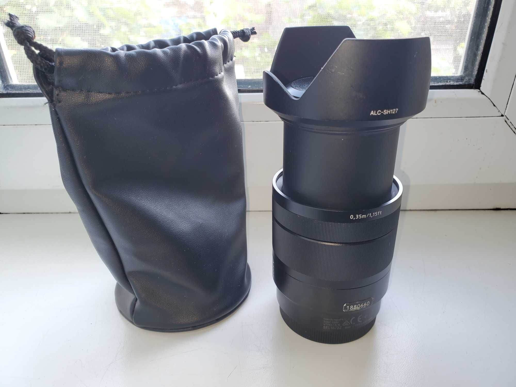 Sony E 16-70 mm f/4 ZA Vario-Tessar T*OSS (SEL1670Z.AE)