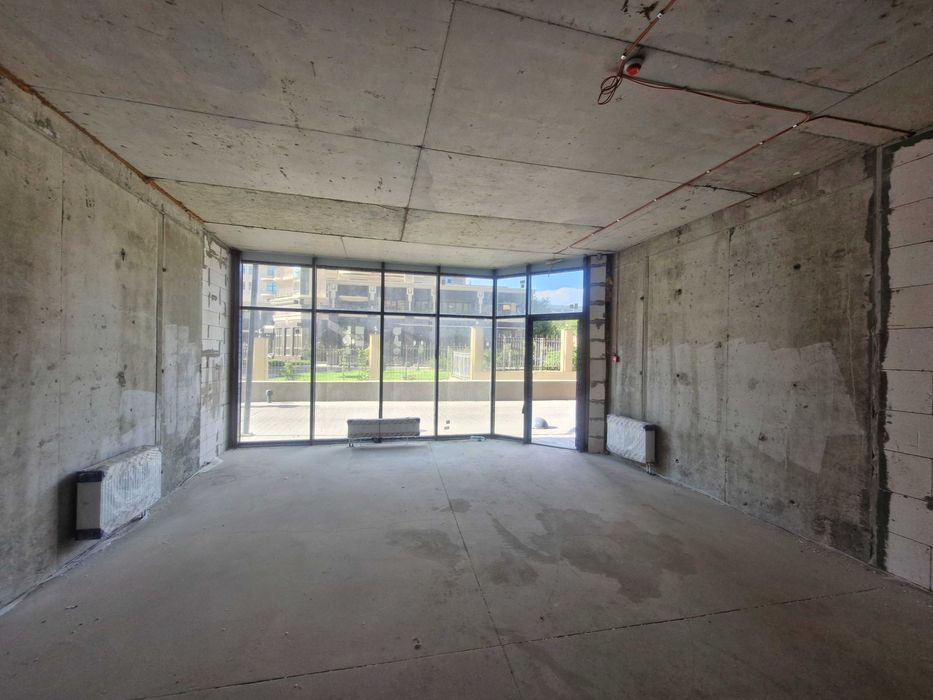 Аркадия  Продам коммерческое помещение жк Родос