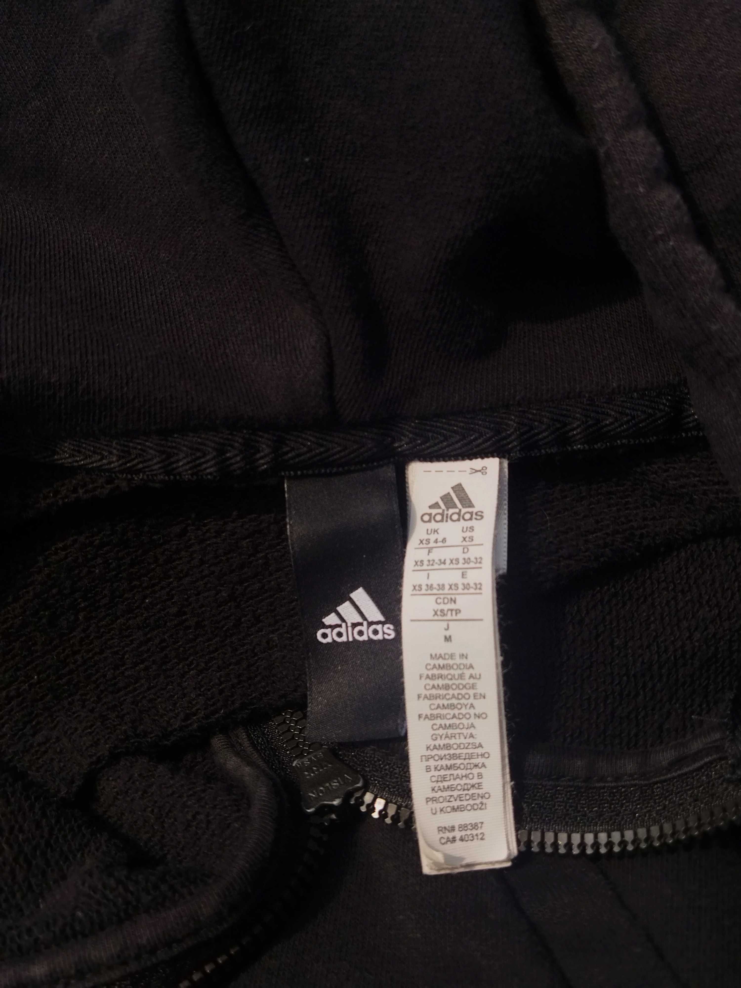 зіп худі Adidas в ідеальному стані)
