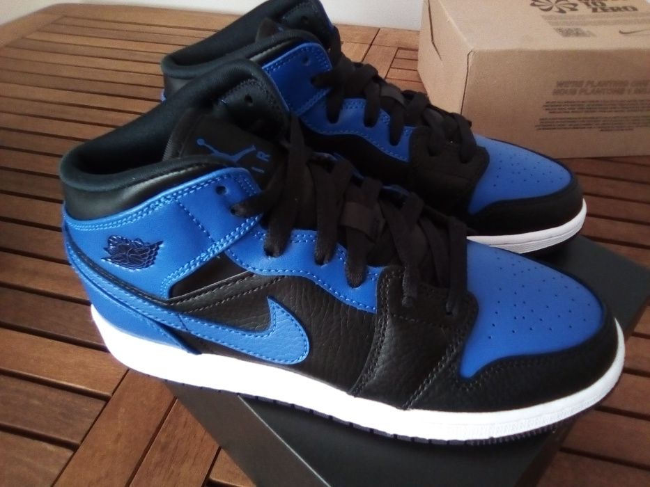 (r. 36,5 -23,5 cm) Nike Air Jordan 1 Mid Royal 554725,-077