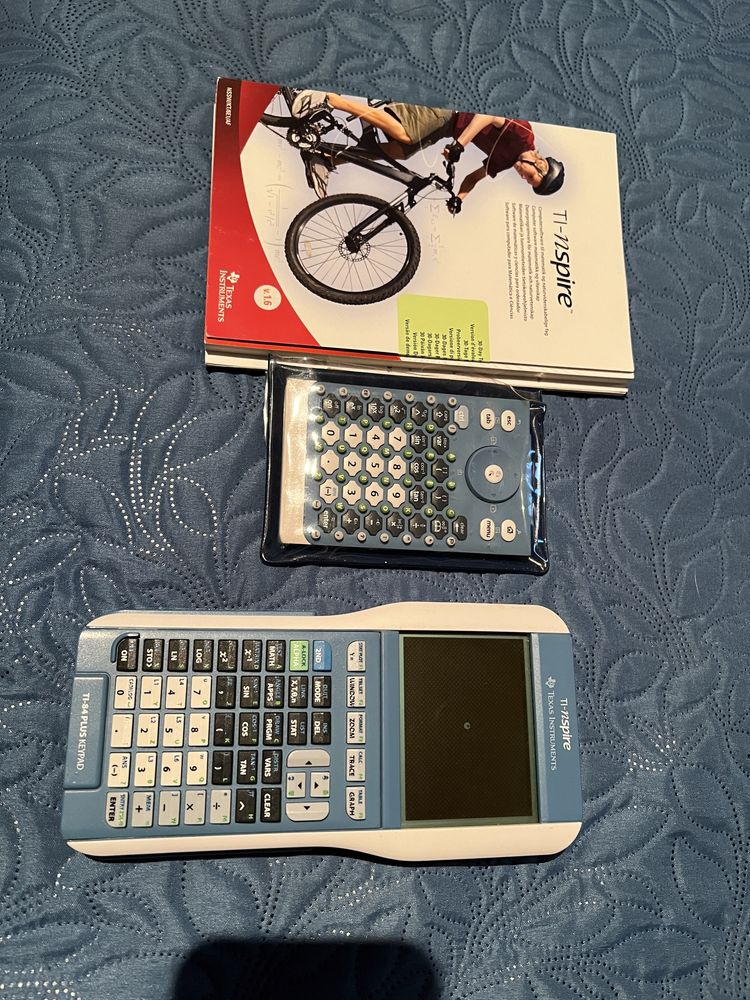 Calculadora Cientifica Texas Instruments TI - 84 plus silver