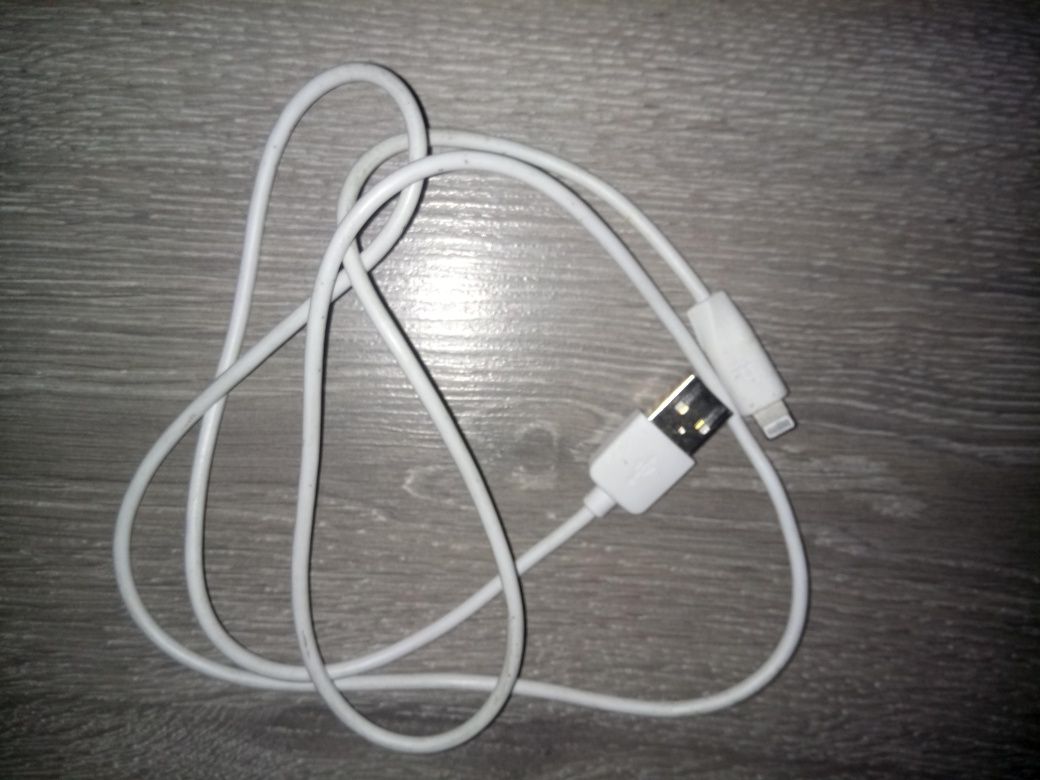 кабель iPhone USB зарядний