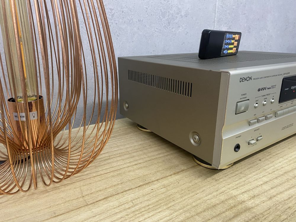 Amplituner Denon AVR-950D z pilotem, wysoki model 90w/kanał, srebrny