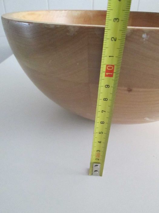 Tigela madeira com 28 cm de diâmetro