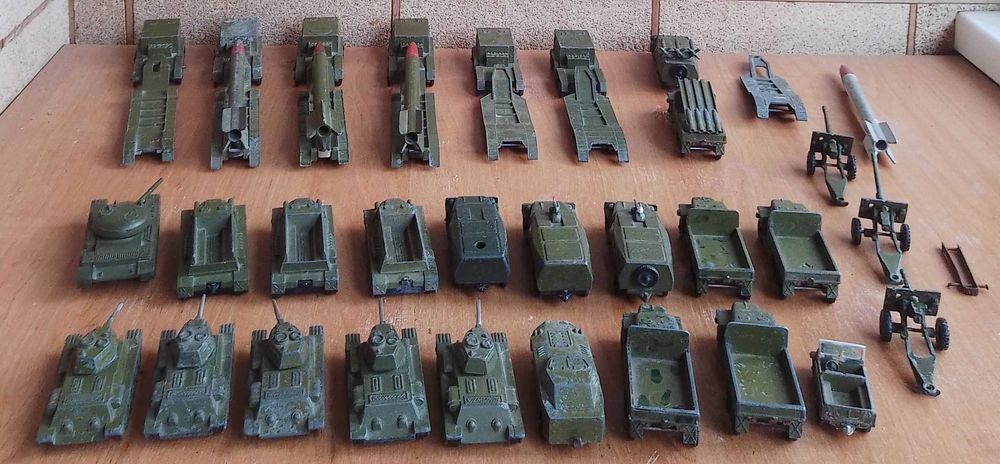 игрушки ссср техника металл пластик