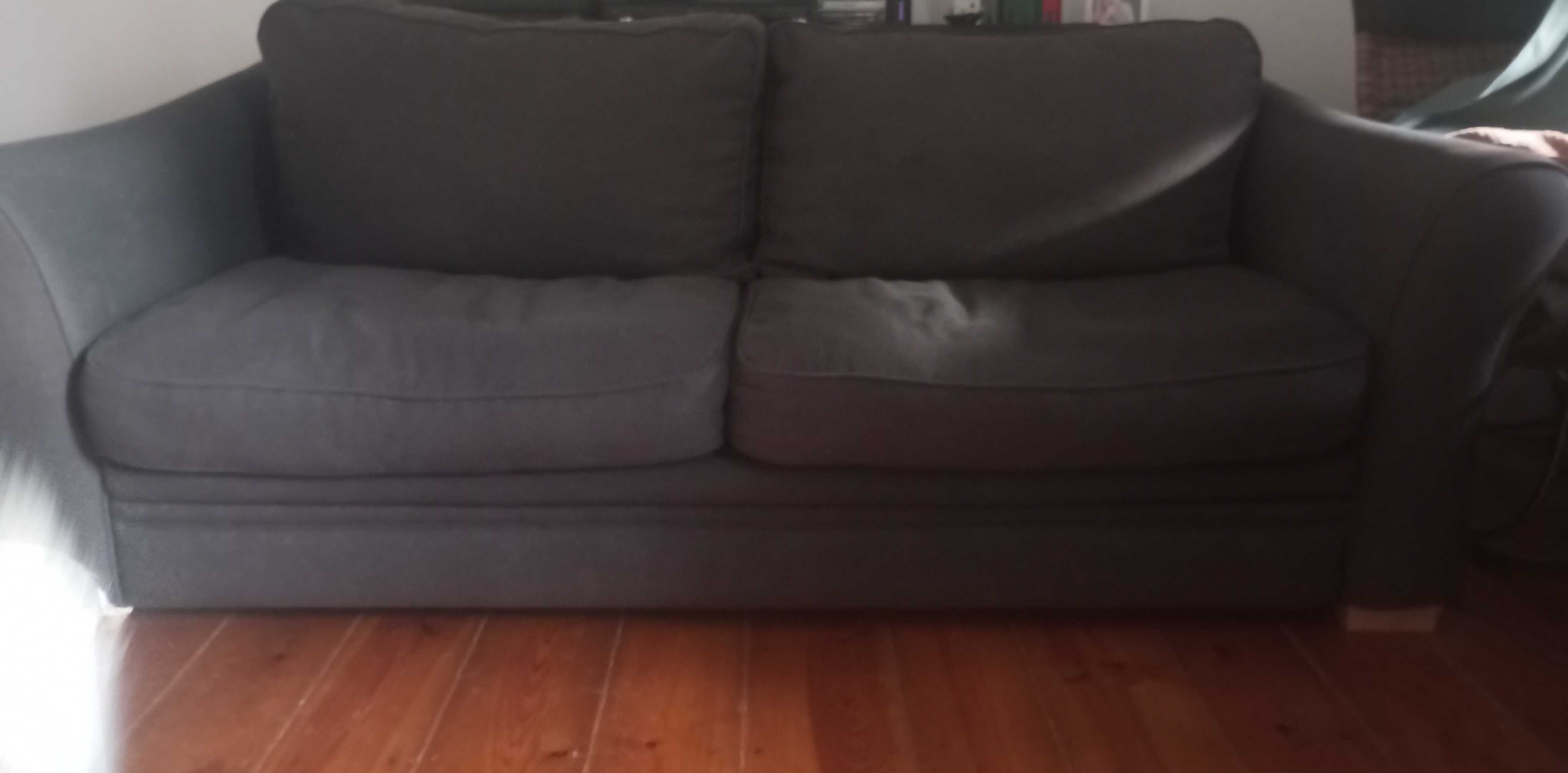 Sofá de sala usado