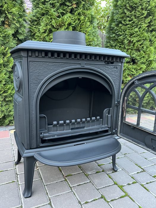 Камін-піч ,буржуйка " Jotul " ( Норвегія )