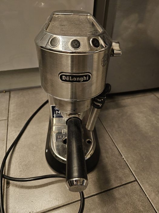 Expres do kawy DeLonhgi