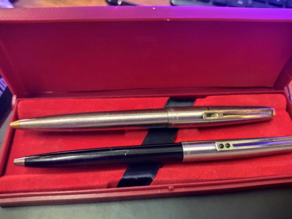 2 Canetas Vintage Inoxcrom 77 silver e preto e silver