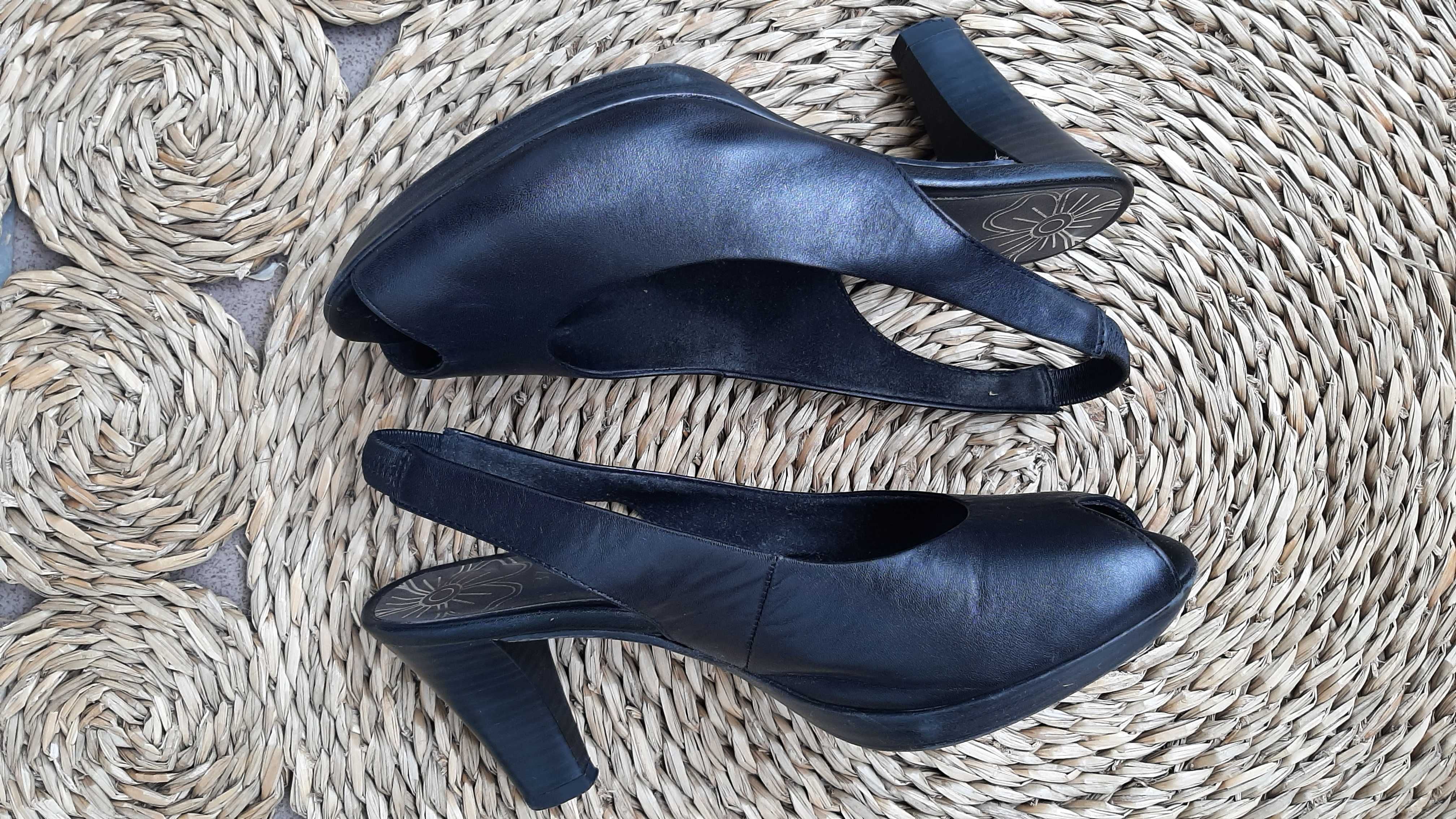 Buty Marco Tozzi