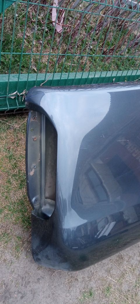Mercedes pikap klasa x błotnik tylny prawy
