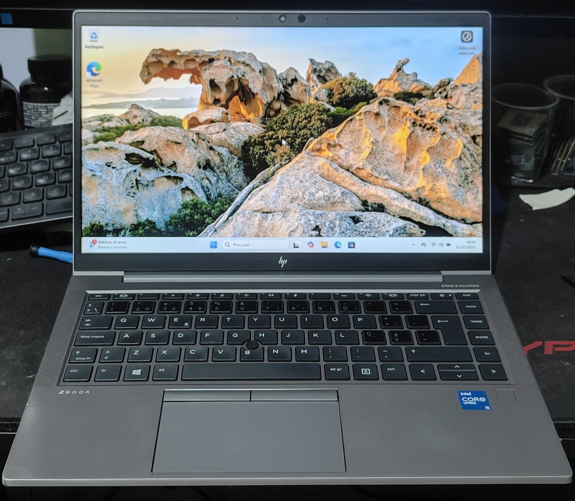 Portátil HP ZBook Firefly 14" G8 i5 11th 16GB RAM 512GB NVME
